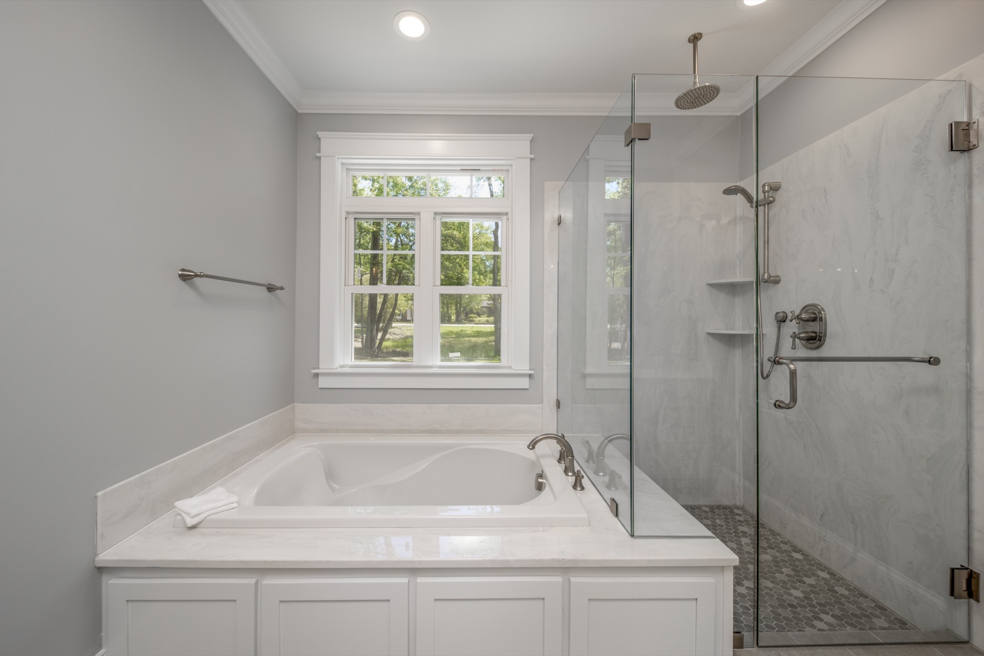 Soaking Tub & Glass Shower